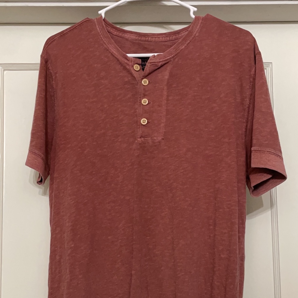 Abercrombie & Fitch Henley